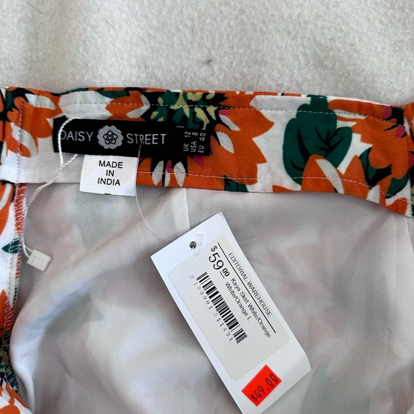 Daisy Street Sunflower Mini Skirt - Picture 4 of 4